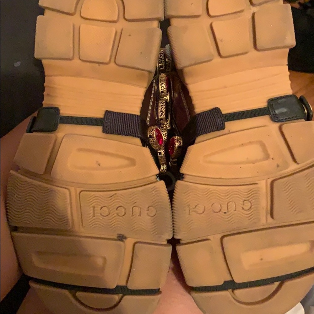 Worn 2 times !!!